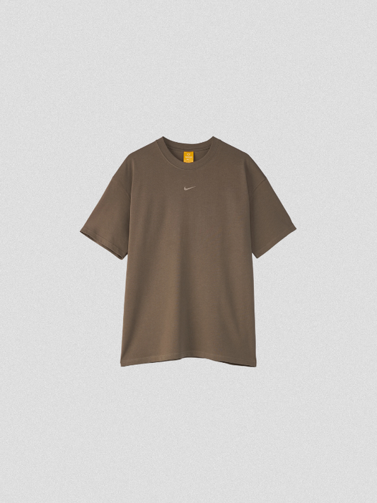 CAMISETA  NIKE X NOCTA NGR BIG BODY MOON FOSSIL